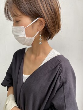 インビテーション(invitation) ハイライト＋ショートボブ