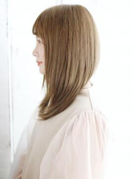 ナル 白山神社参道通り店(nalu) ナチュラルツヤ感ストレート