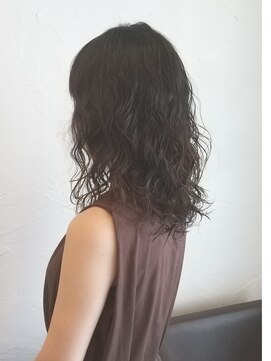 ウィロー(WILLOW) 【WILLOW京橋/都島】パーマ