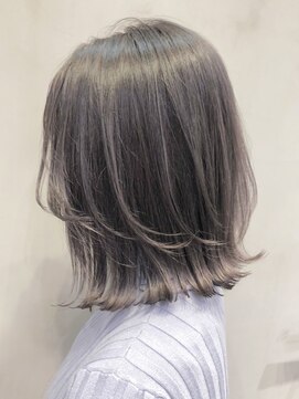 アイティーバイアルバム 藤沢店(IT by ALBUM) グレーボブ_くびれヘアビタミンカラーメルティカラー_ba316001