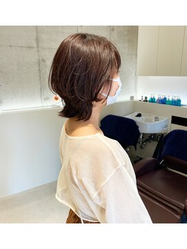 ビアノバ(via nova) 暖色カラーボブウルフ