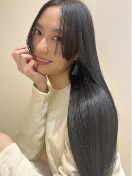 ヘアサロン トラヴィス(hair salon Travis) トリートメントで導くツヤ髪ストレート