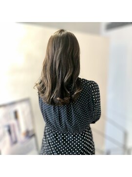 カラーラバー 自由が丘(COLOR LOVER) 極細ハイライト＋オンカラー オリーブベージュ/20代30代40代50代