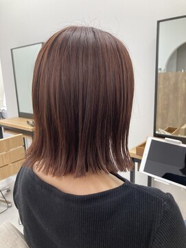 ラシル バイ レストプラス(racil by rest plus) パッっと切りっぱなしのボブは明るめが可愛い◎