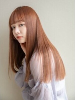 《ピンとなりすぎない！》拘りの縮毛矯正で毛先までしっとり＊ナチュラルなストレートヘアをご提供！