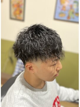 グリンヘアー(GRIN HAIR) ツイストスパイラルパーマ