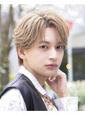韓国ヘアカルマパーマカルマバングセンターパート黒髪ウルフ