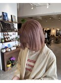 ホワイトピンク×ボブ