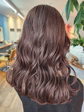 ヘアーリゾート マハナ(HAIR RESORT MAHANA) レイヤーカット/ミディアムヘア/透明感カラー/ピンクグレー