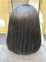 キッテ(kitte)&nbsp;肩につく重めボブ