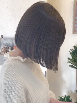 ミルティ(Myrtille) ミルティ☆切りっぱなしボブ×オリーブベージュ