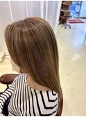 ナチュラルハイライト　アッシュベージュ