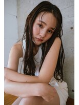 ベター(better)&nbsp;ニュアンスパーマでリラックス感のあるオシャレロング