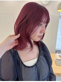 チェリーピンク / 暖色カラー / 切りっぱなしボブ