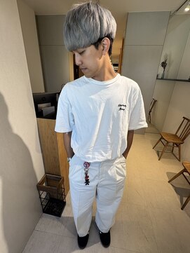 チャコレ 北千住店(Chacolle) ホワイトシルバー