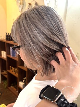 ウル(Ulu) #60代白髪ぼかしバレイヤージュ