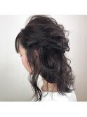 ふわふわ編み込みハーフアップ