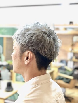 ルームヘアデザイン(Room HAIRDESIGN) レペゼンシルバーカラー