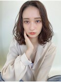 ワンホンミディアム_グレージュ_大人かわいい
