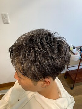 カットスタジオ フタバ(CUT STUDIO FUTABA) ◆シャドウルーツ