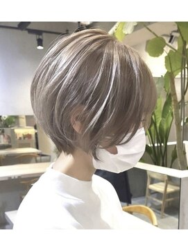 エリマ 茅ヶ崎(elima) ハンサムショートグレージュカラー