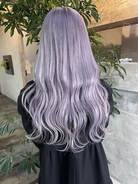 クラン バイ ナチュラル(clan by Natural) ホワイトラベンダーカラー/ロングレイヤーカット/ブリーチカラー