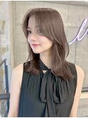 ミディアムレイヤー　グレージュ　シークレットハイライト