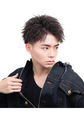 リップス 吉祥寺店 (LIPPS) 短髪 刈り上げ ツイスパ アップバング