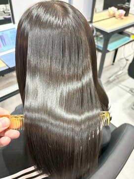 ハーシーバイアポロ 相模大野(HERSHE by apollo) x髪質改善/ホワイトグレージュ/レイヤーカット/チェリーブラウン