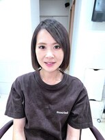 メタ(META) シスキュアシルバー酸性縮毛矯正ストレート&カット/タッセルボブ
