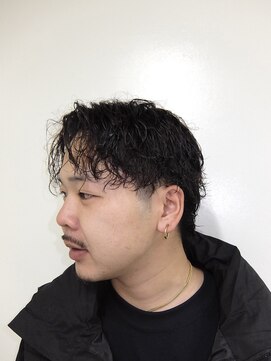 メンズカットスパイラルセンターパート