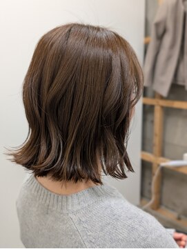 切りっぱなし×透明感ベージュ【COTAN ERIKA】