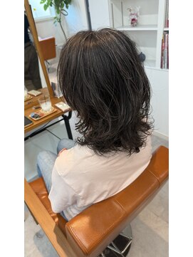 アムレヘアーエタ(amule hair eta) 【amule hair eta】白髪を活かした大人パーマスタイル
