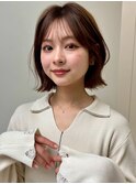 くびれボブ 外ハネボブ 20代 ブラウンベージュ 顔周りレイヤー
