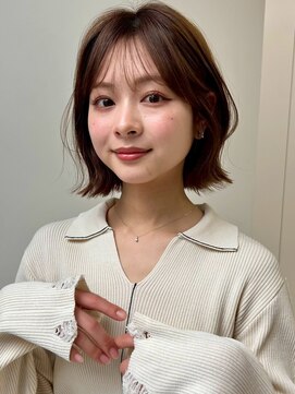 ヴェイン 渋谷(vain) くびれボブ 外ハネボブ 20代 ブラウンベージュ 顔周りレイヤー