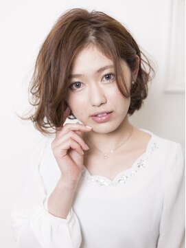 アートフォルムス(ART FORMES) 大人ショートボブ