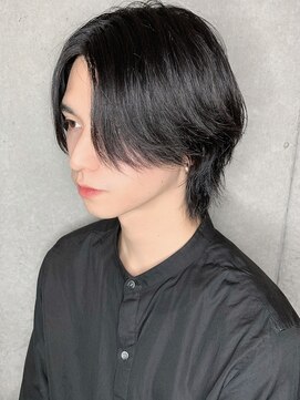 クーエフー(coo et fuu) ネオウルフセンターパート ナチュラル黒髪 オシャレ感