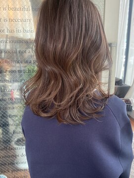 ベルベット(Velvet) モーブピンクブラウン×セミロングヘア