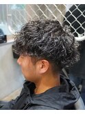 流行りから王道に波巻きパーマ