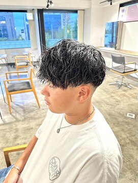 ザ オーダー(THE ORDER) ツイストスパイラルパーマフェードカットメンズ刈り上げ