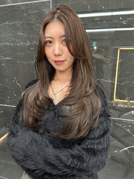 サイン 渋谷(SIGN) ブリーチなしカラーレイヤーカットグレージュカラーワインレッド