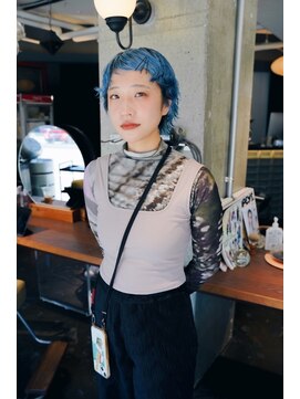 アザー(o. the .r) ブルー