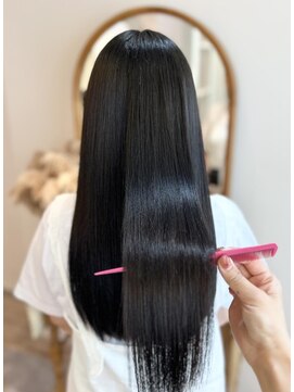 アンド ラ ブランシュ(&.La Blanche) アプリコットオレンジ/くびれヘア/ストレート/縮毛矯正