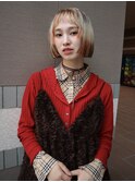 ホワイトブロンドとブラウンのハイトーンデザインカラー