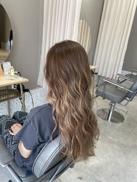 グラデーションカラーでいつもと違う雰囲気に♪