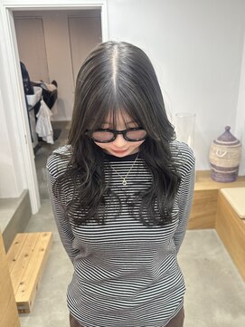 バド(bado) オリーブグレージュ/透明感カラー／レイヤーカット/本町