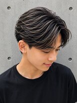 クリアオム 蕨(CLEAR homme) メンズ ハイライト ローライト センターパート 刈上げ