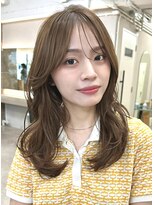 ポーチバイハニー オモテサンドウ(PORCH by HONEY omotesando)&nbsp;ミディアムヘアレイヤーカットベージュベージュ3