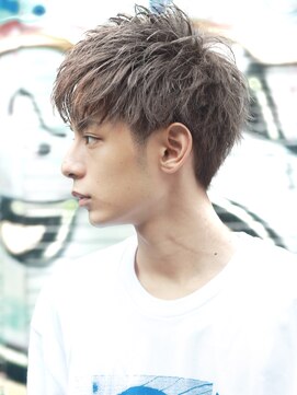 リップス 表参道店(LIPPS) 刈り上げツーブロックショートブリーチカラー