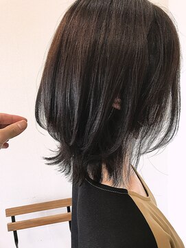 イースタイル 桂店(e-style) 外ハネミディ×アッシュブラウン